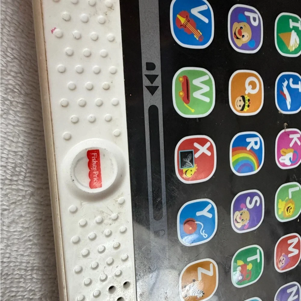 Fisher Price Laugh & Learn Smart Stages TABLET Lights Up Changes Colors 2014